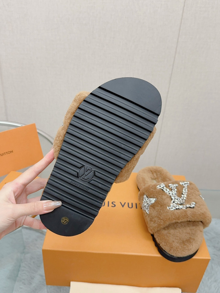 L&V SANDAL152