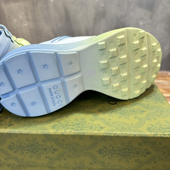 G*u*i* trainer sneaker135