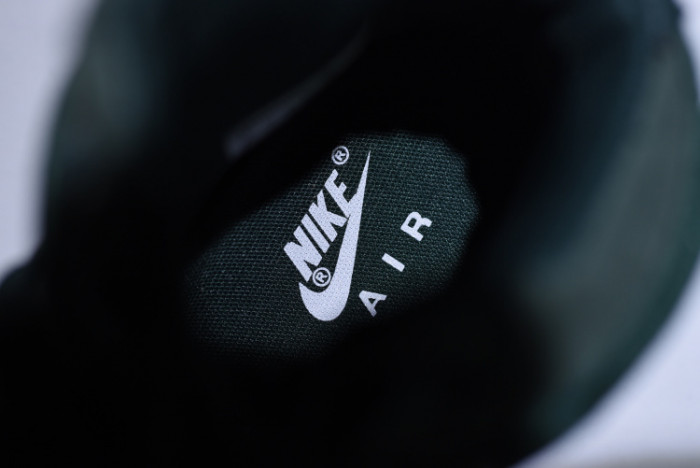 NIKE AIR FORCE 1 HIGH 