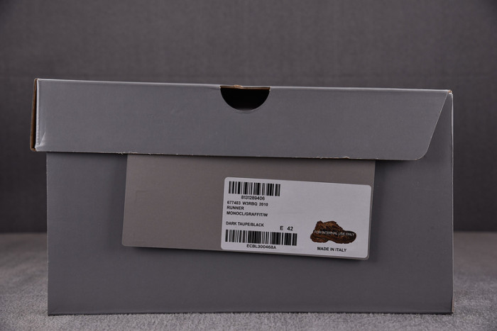 RUNNER SNEAKER RS050