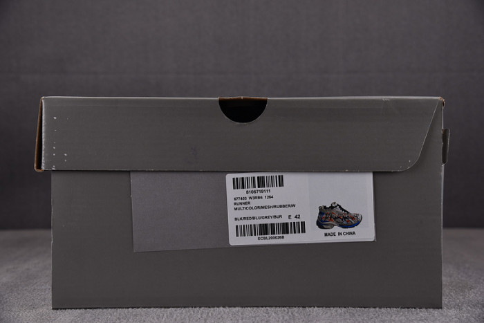 RUNNER SNEAKER RS051