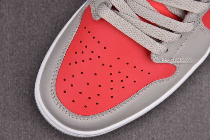 WMNS AIR JORDAN 1 LOW 