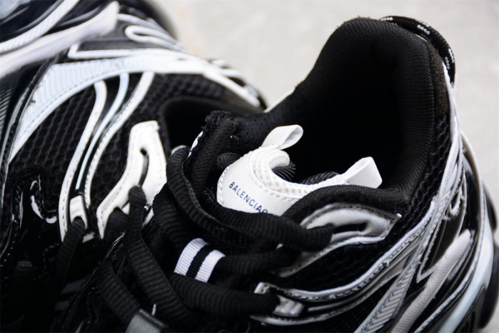 RUNNER SNEAKER RS090