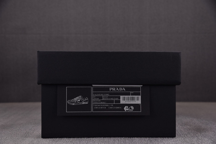 Pra*a snekaers p000102