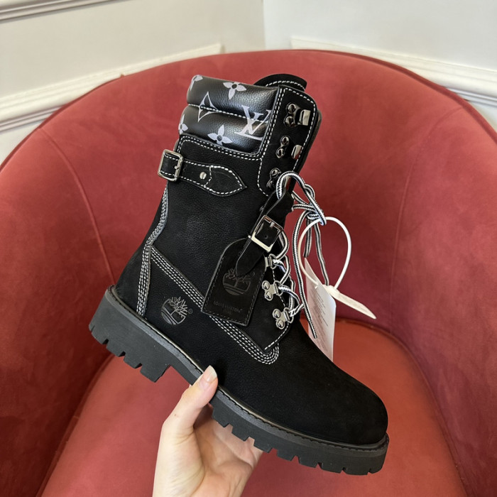 LV BOOTS L000039