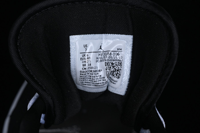 Air Jordan 1 Low “Panda Toe” HF3188-106