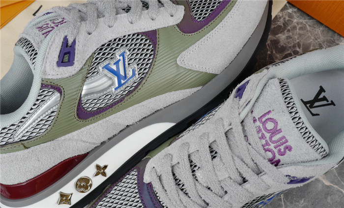 LV SNEAKER LV-000220