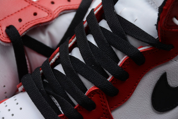 Air Jordan 1 Retro High OG Chicago Red 555088-101