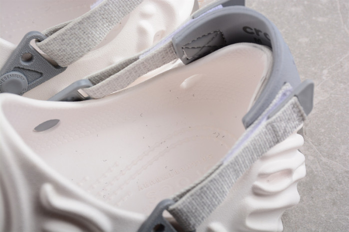 Cr*0*s x salehe bembury c00005