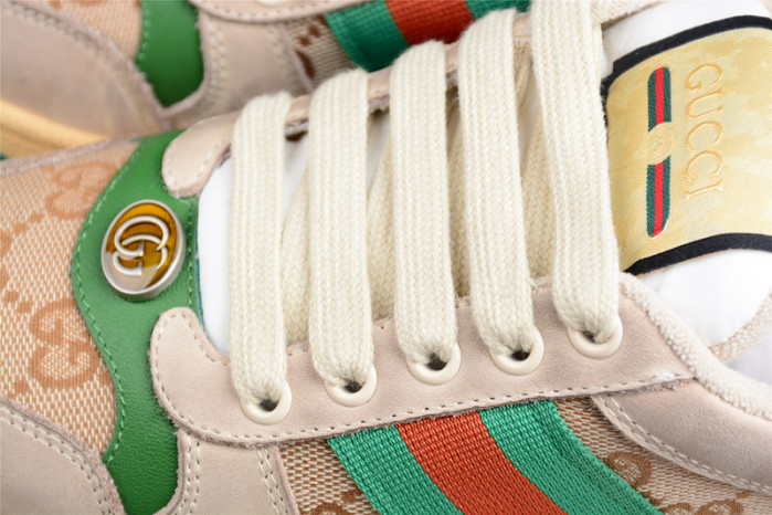 G*u*i* trainer sneaker 94