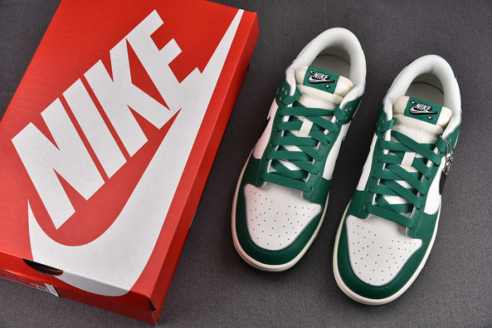 Nike Dunk Low SE “Lottery” DR9654-100