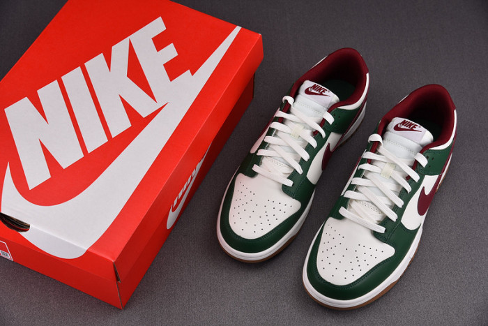 Nike Dunk Low Gorge Green FB7160-161