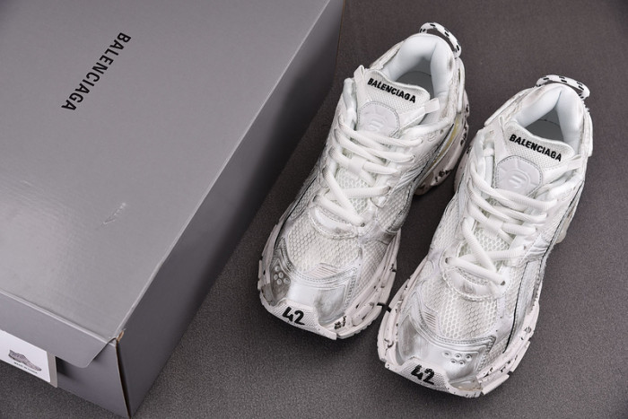 RUNNER SNEAKER RS047