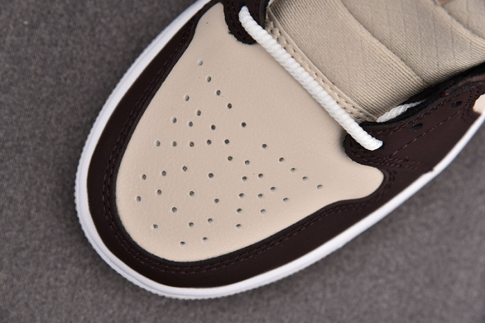 Air Jordan 1 Mid DO6699-200