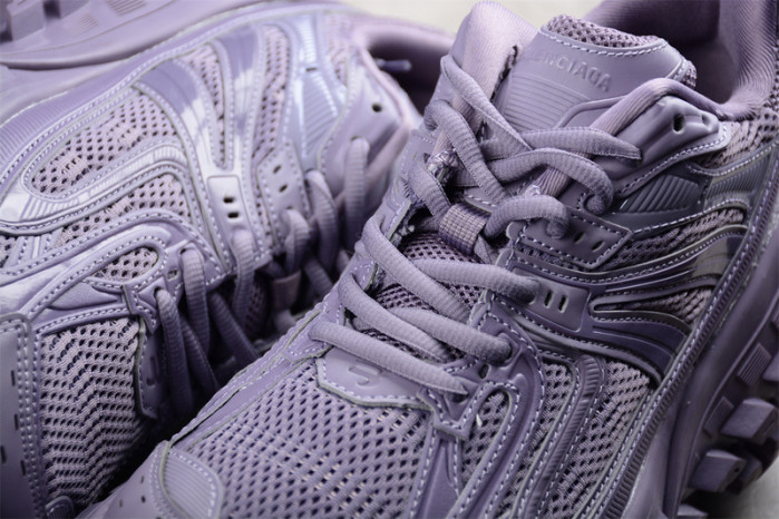 DEFENDER SNEAKER DS021