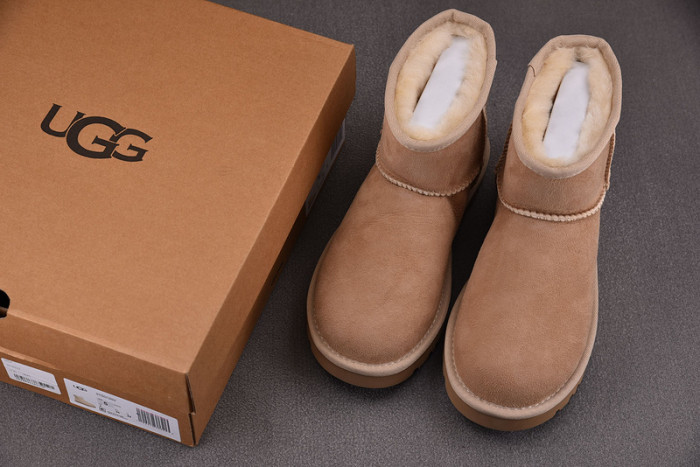 UGG Classic Mini II Boot