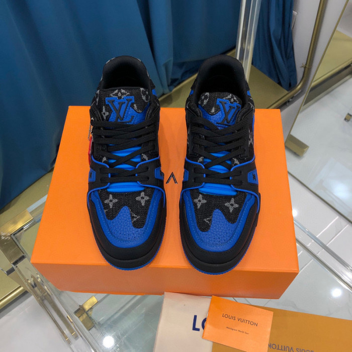LV SNEAKER LV-000325