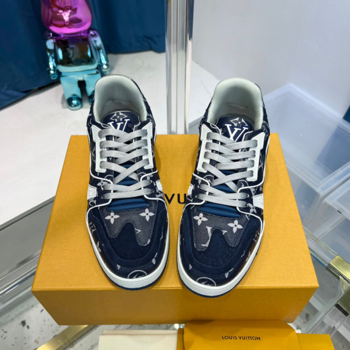 LV SNEAKER LV-000347