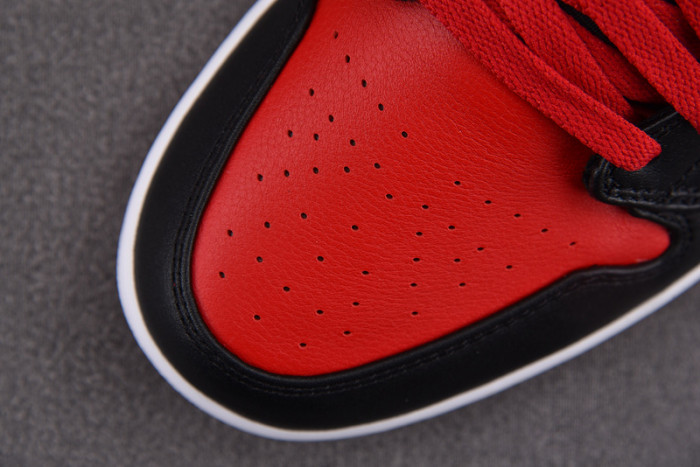 Jordan 1 Retro Banned (B-Grade) (2011) 432001-001