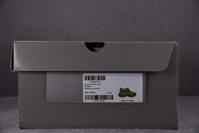 RUNNER SNEAKER RS018