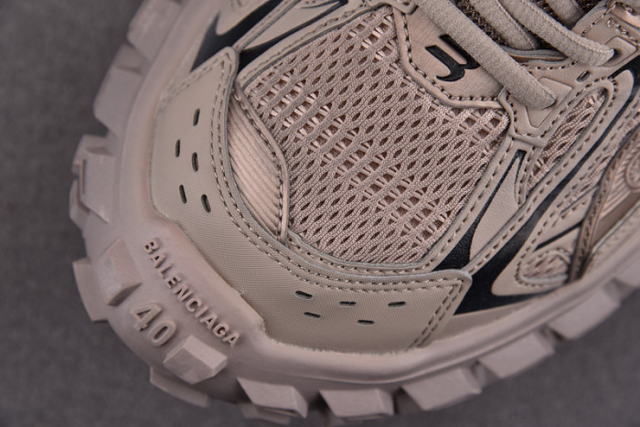 DEFENDER SNEAKER DS020