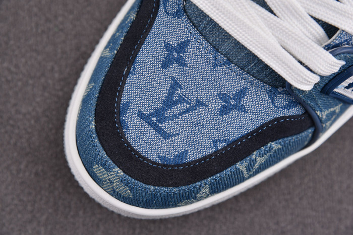 LV SNEAKER LV-000106