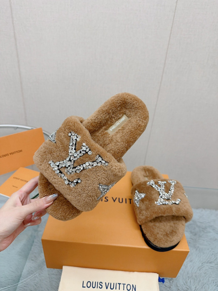 L&V SANDAL152
