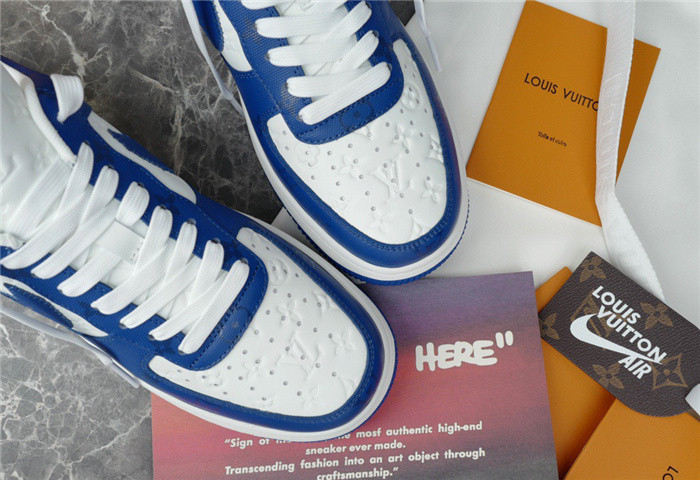 LV SNEAKER LV-000249