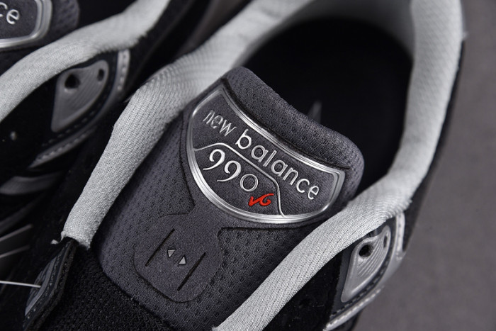 NEW BALANCE SNEAKER NB072