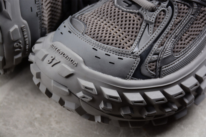 DEFENDER SNEAKER DS022