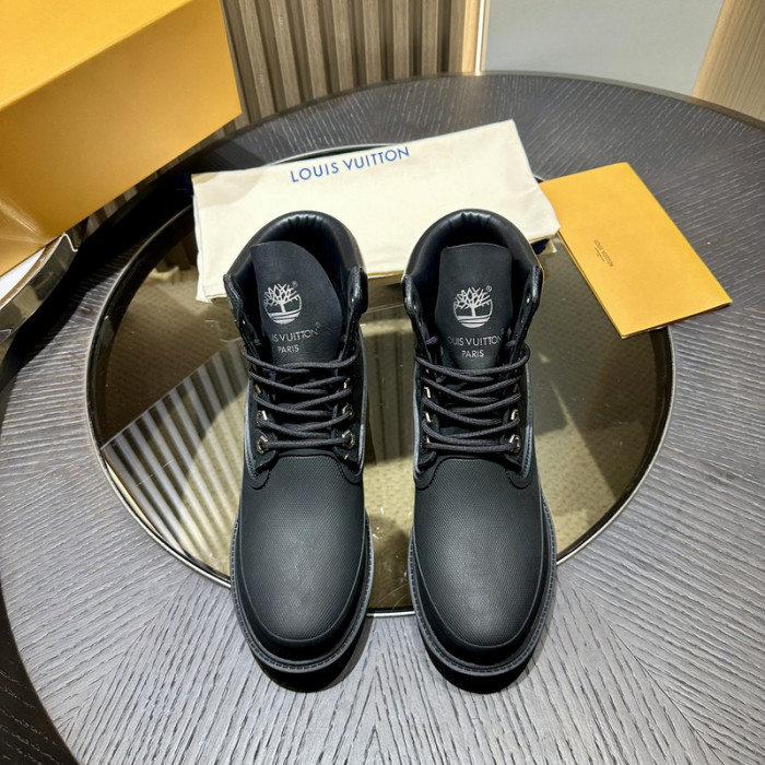 LV BOOTS L000035
