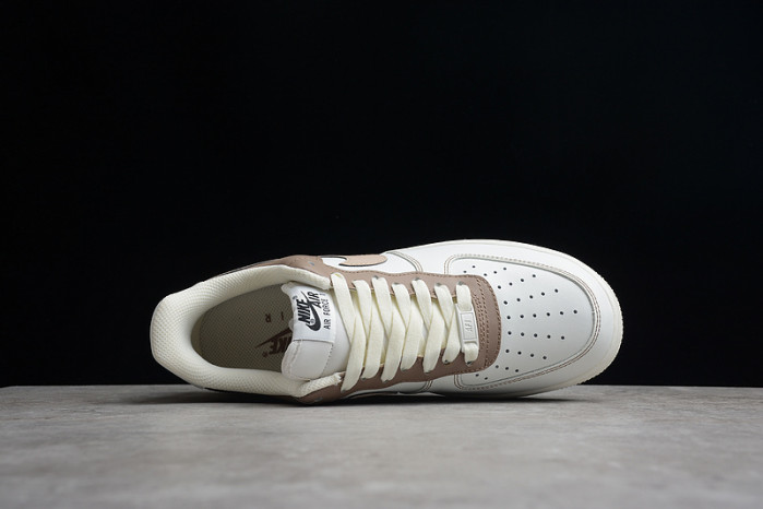 Nike Air Force 1‘07 Low DT0226-303