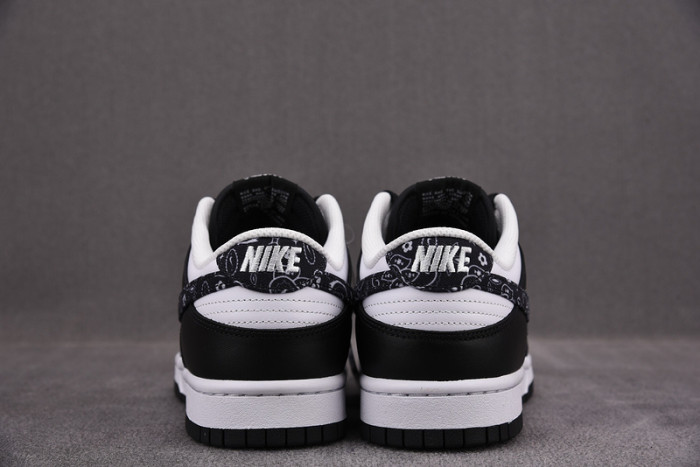 Nike Dunk Low WMNS “Black Paisley” DH4401-100