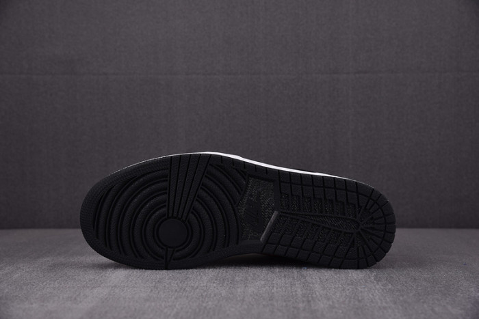 Jordan 1 Low White Toe 553558-063