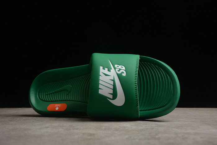 NIKE SANDALS N-026