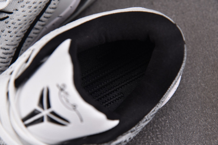 Nike Kobe 9 Elite Low 