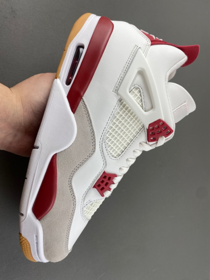 Nike SB x Air Jordan 4 Retro SP 