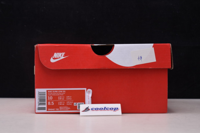 Nike Dunk Low WMNS “Yellow Strike”DM9467-700