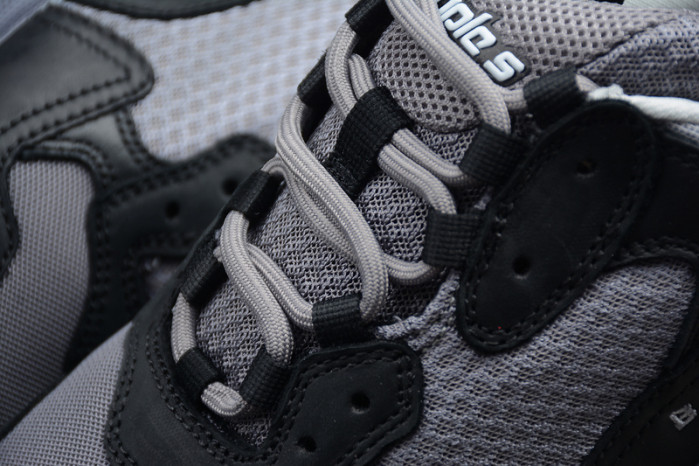 TRIPLES TRAINER SNEAKERS 2000011