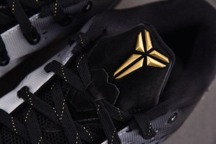 Nike Kobe 9 EM Protro 