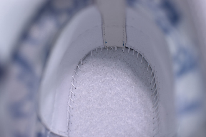 B23 Oblique High Top Sneakers bule T00480H069