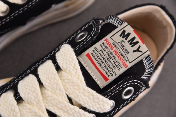Ma*s*n mihara yasuhiro sneaker