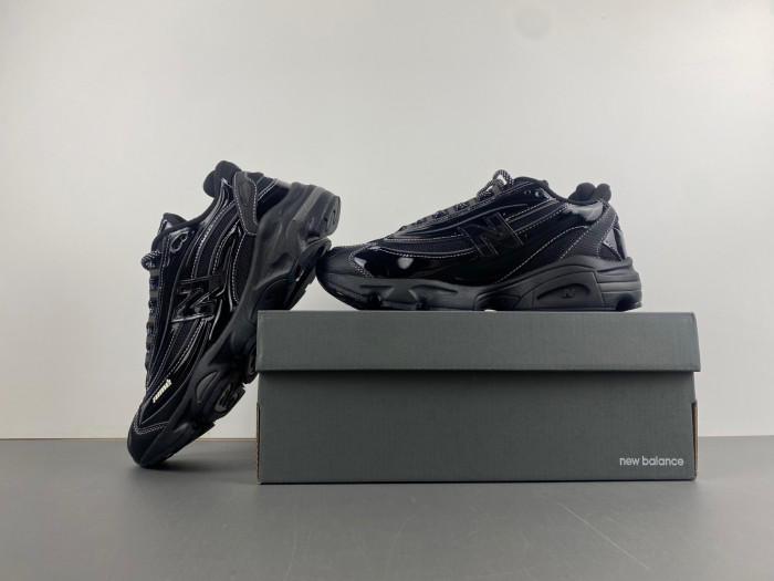 NEW BALANCE SNEAKER NB122