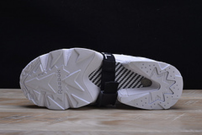 Reebok Pump Fury OG Ballistic Pack Limited Edition Triple White AR2199