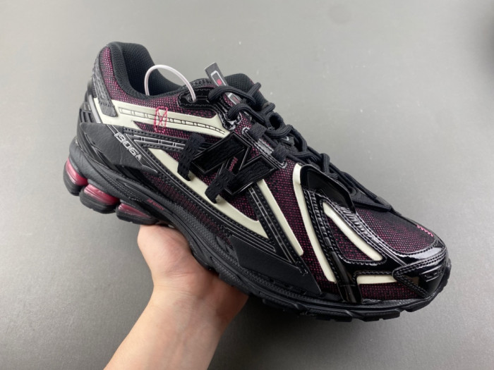 New Balance 1906A