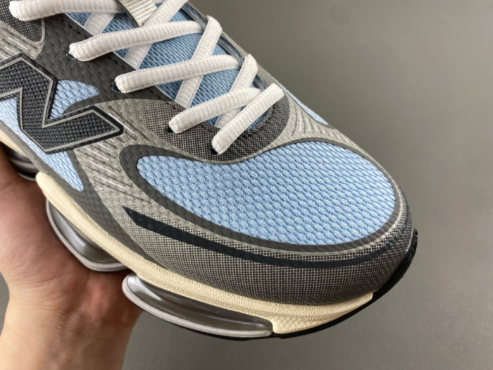 New Balance ABZORB 2000 