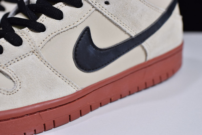 Nike SB Dunk Low Pro Hennessy BQ6817-100